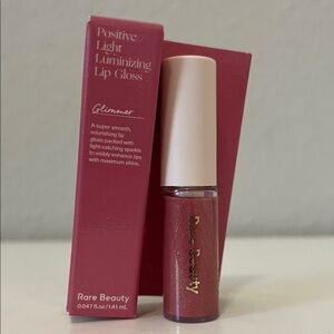 $3💗 RARE BEAUTY Positive Light Luminizing Lip Gloss